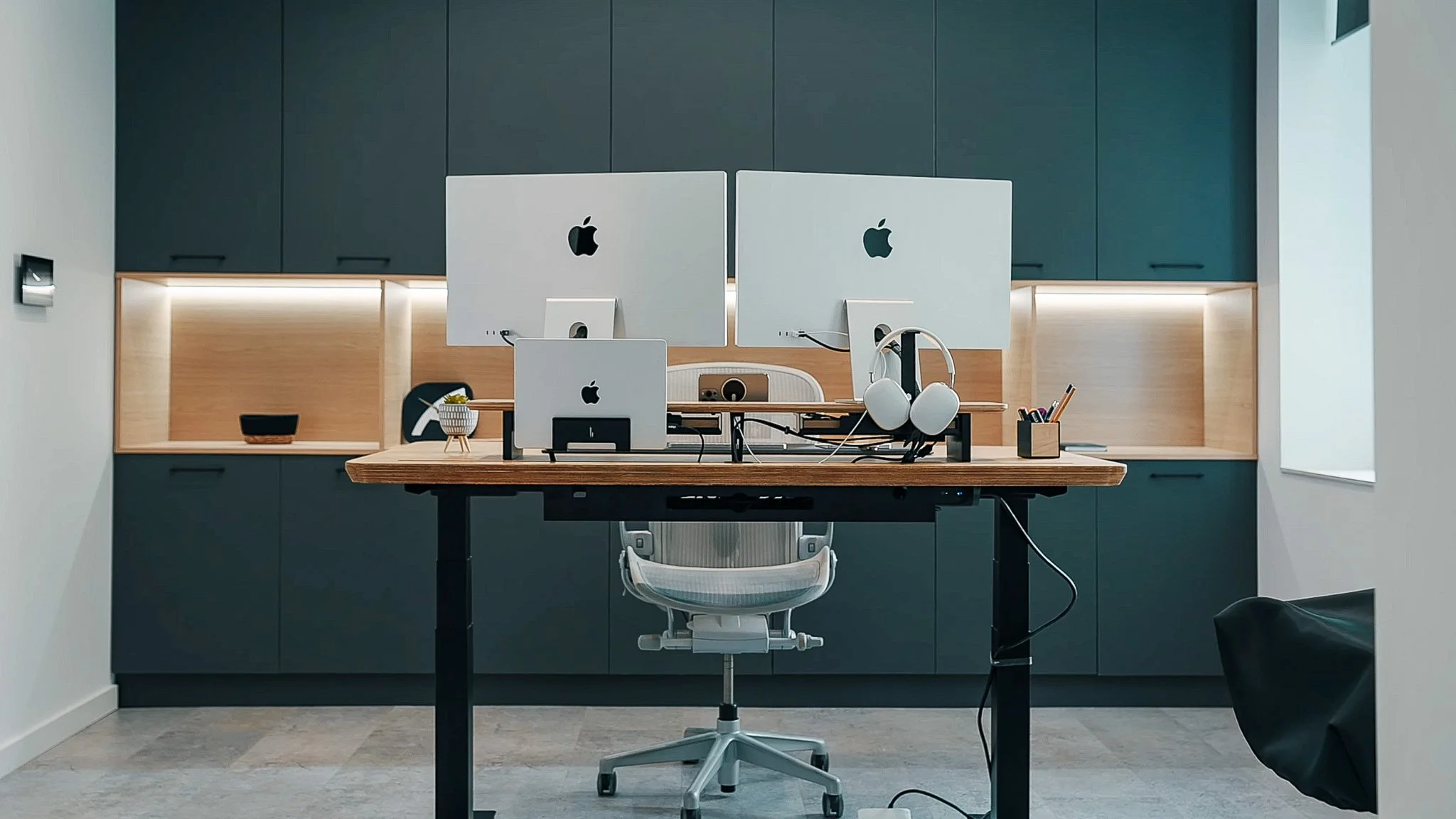 Balolo desk setup products