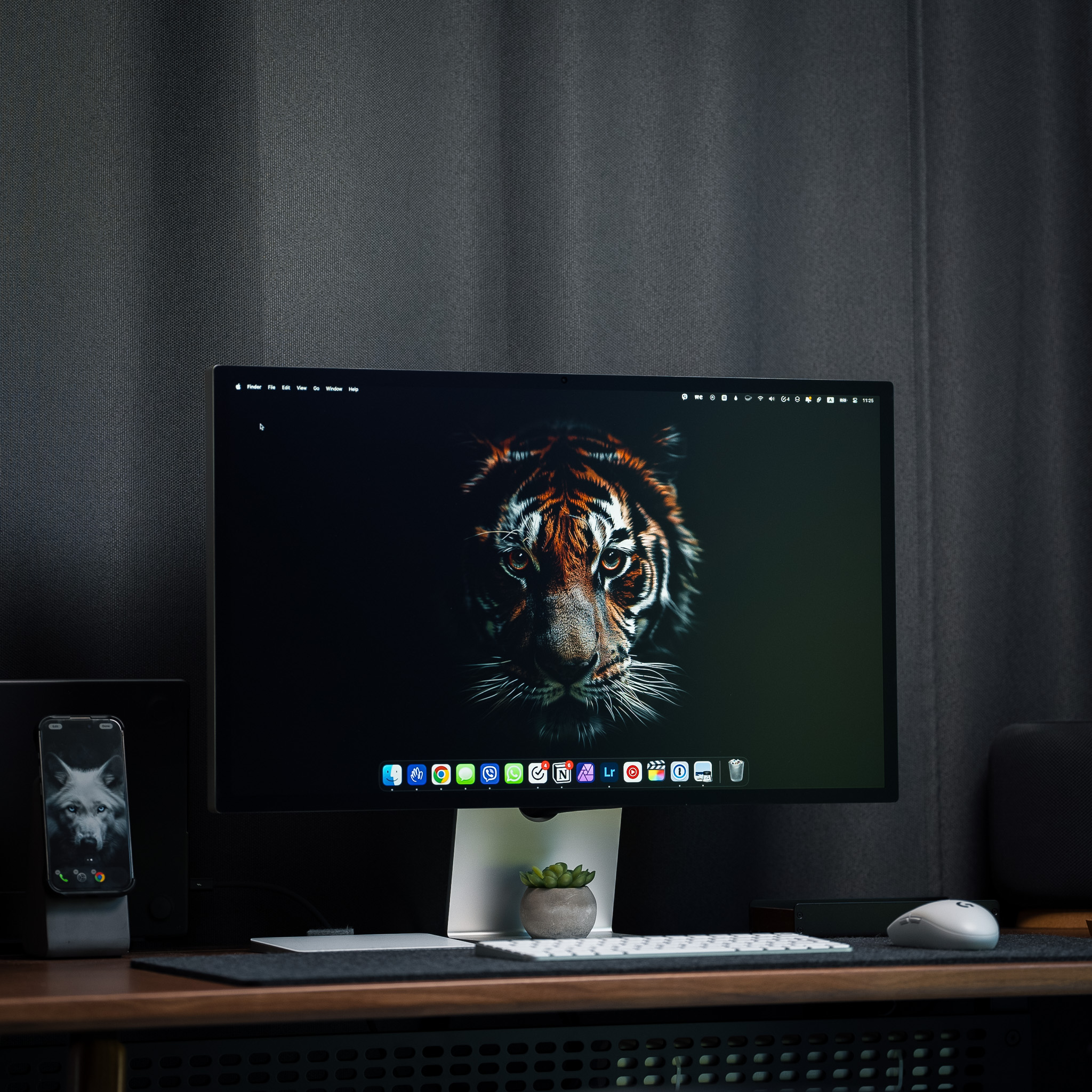 Mugshots 8K Wallpaper Pack - Image 10