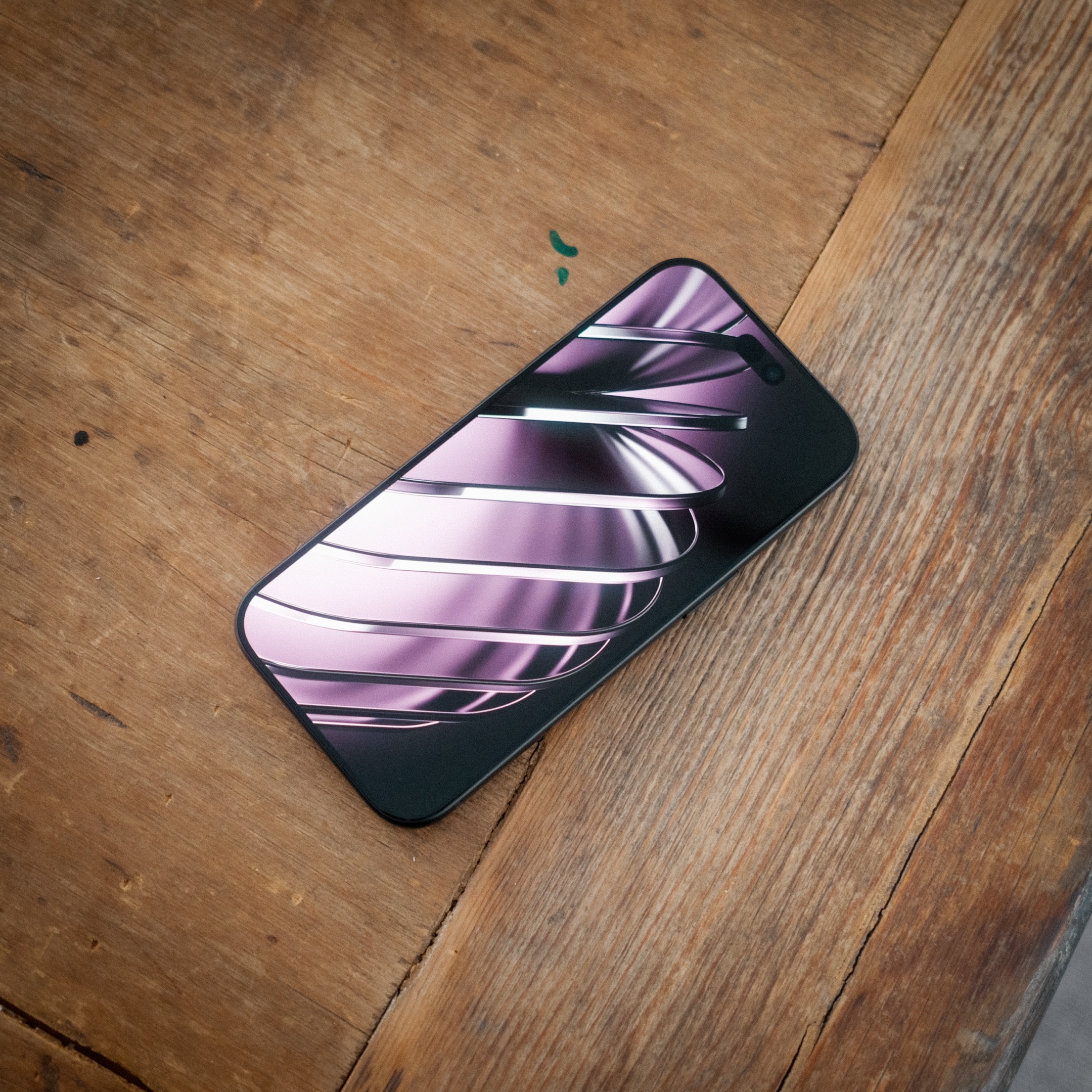 Splay wallpaper in the iPhone 18 finishes, preview 14
